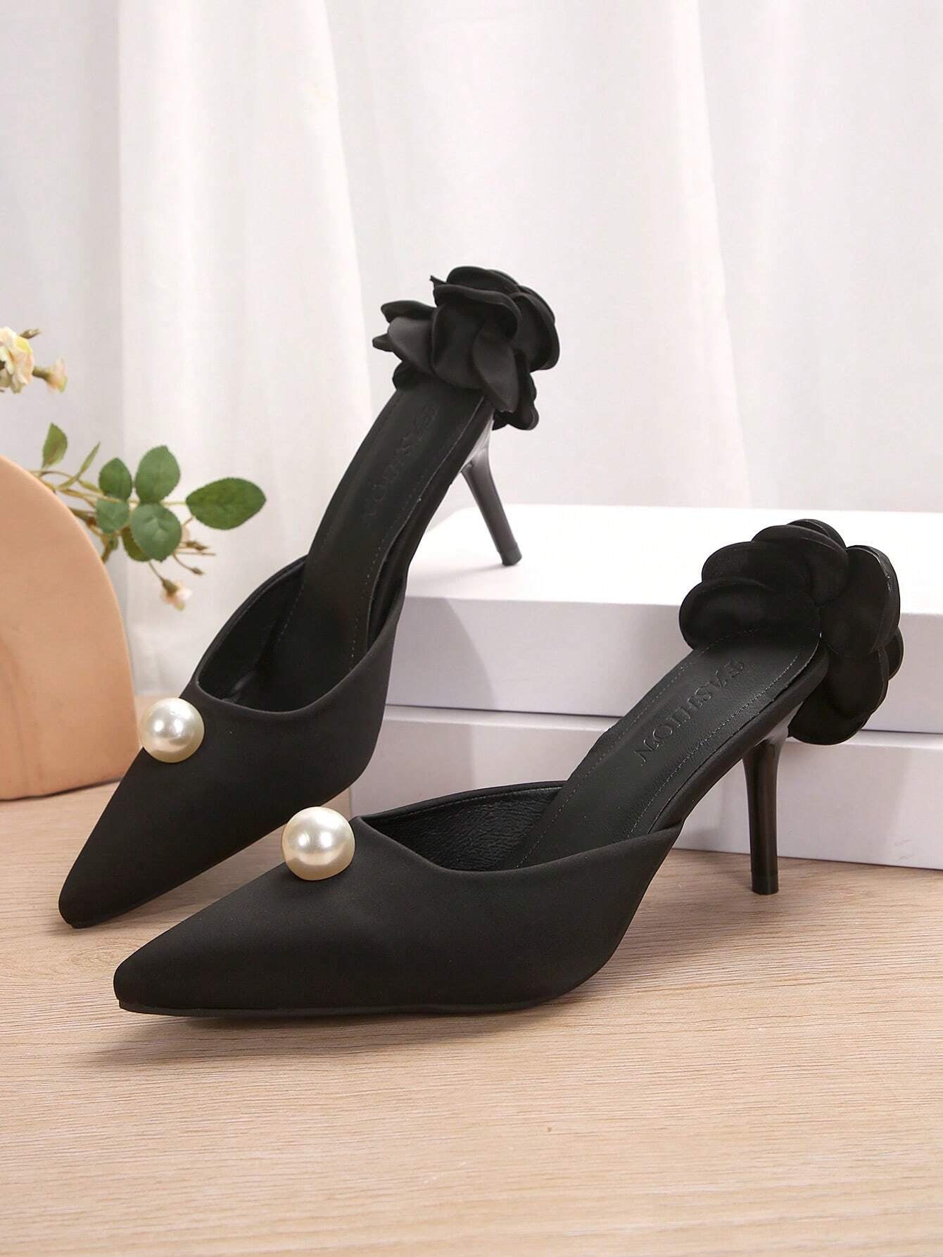 New Arrival Pointed Toe Leopard Print Bow Decor Mid Heel Mules, Fashionable EU Style, Early Autumn