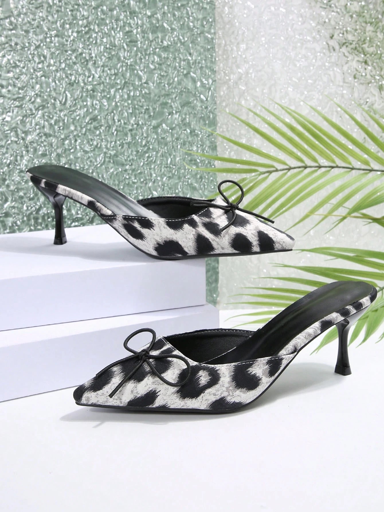 New Arrival Pointed Toe Leopard Print Bow Decor Mid Heel Mules, Fashionable EU Style, Early Autumn