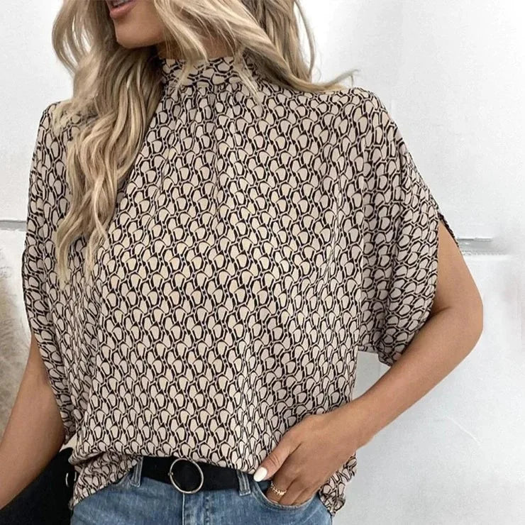 Spring And Summer Casual Green Round Neck Short Sleeved Loose Shirt 2024 Women's Fashionable Printed Split Bat Sleeve Blouse Y2k
