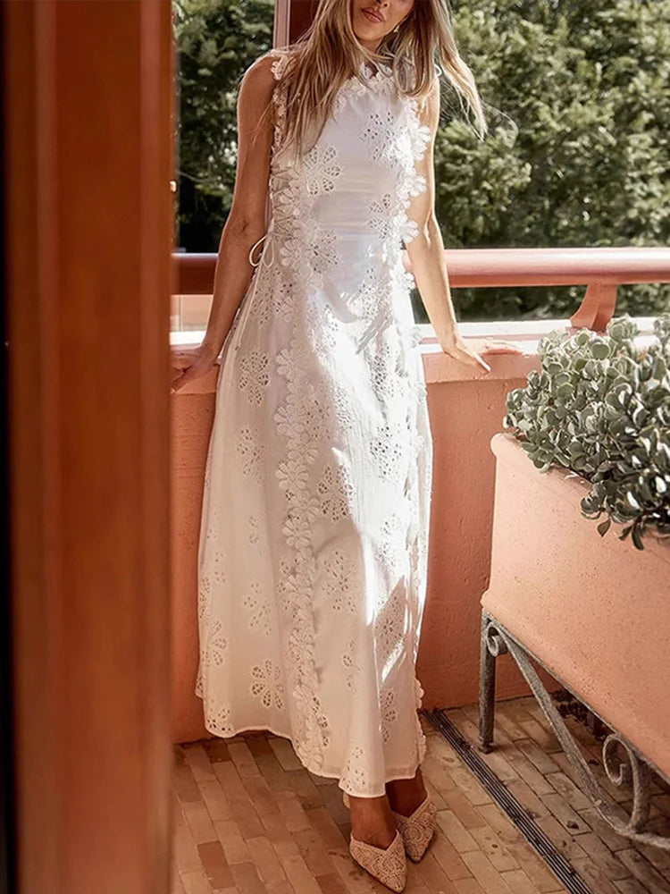Lace Embroidered Flowers Dress Woman Waist Cinching Sleeveless Solid Color Long Dresses Hollow Out Elegant Fashion Women's Robe
