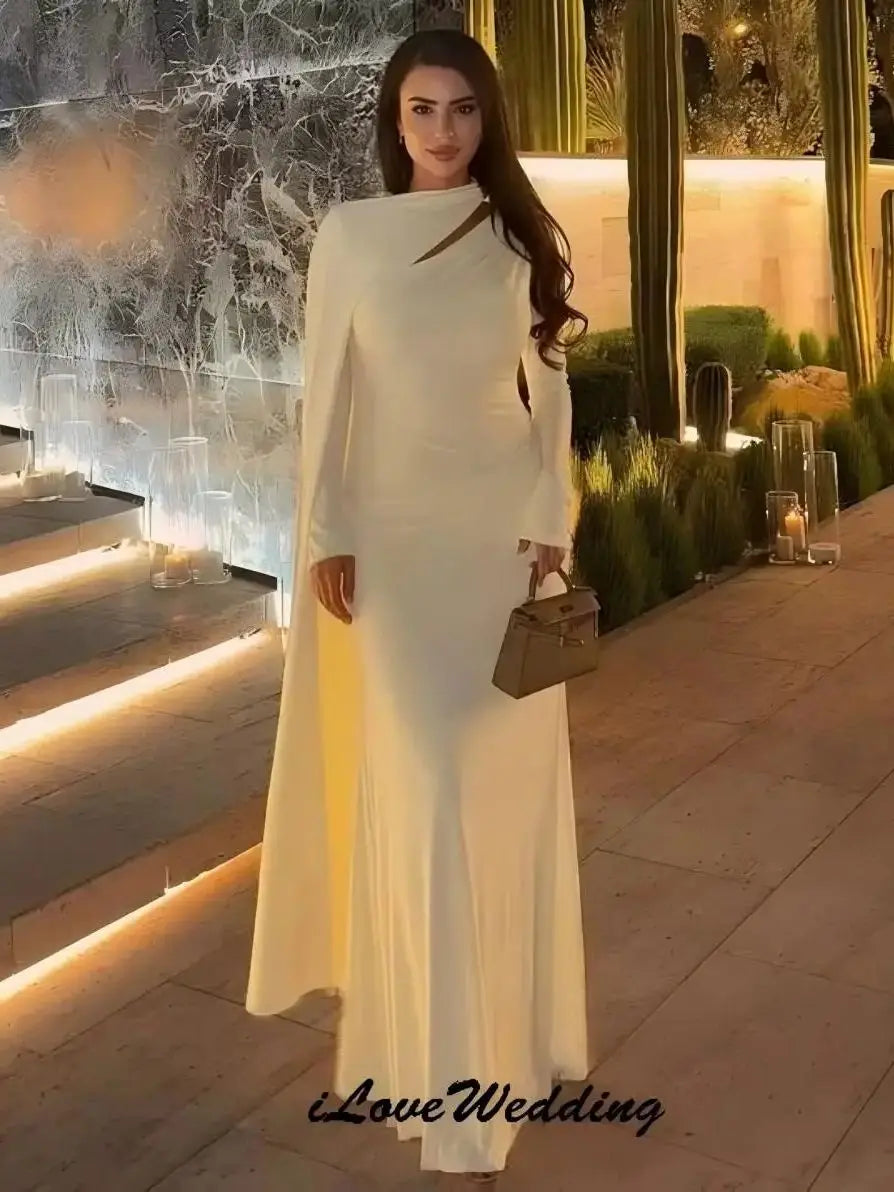 Long Evening Dresses 2025 Tender Yellow Wedding Party Dress Satin Halter Long Sleeve Formal Dubai Prom Dress Elegant Customized