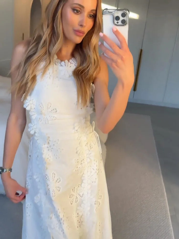 Lace Embroidered Flowers Dress Woman Waist Cinching Sleeveless Solid Color Long Dresses Hollow Out Elegant Fashion Women's Robe