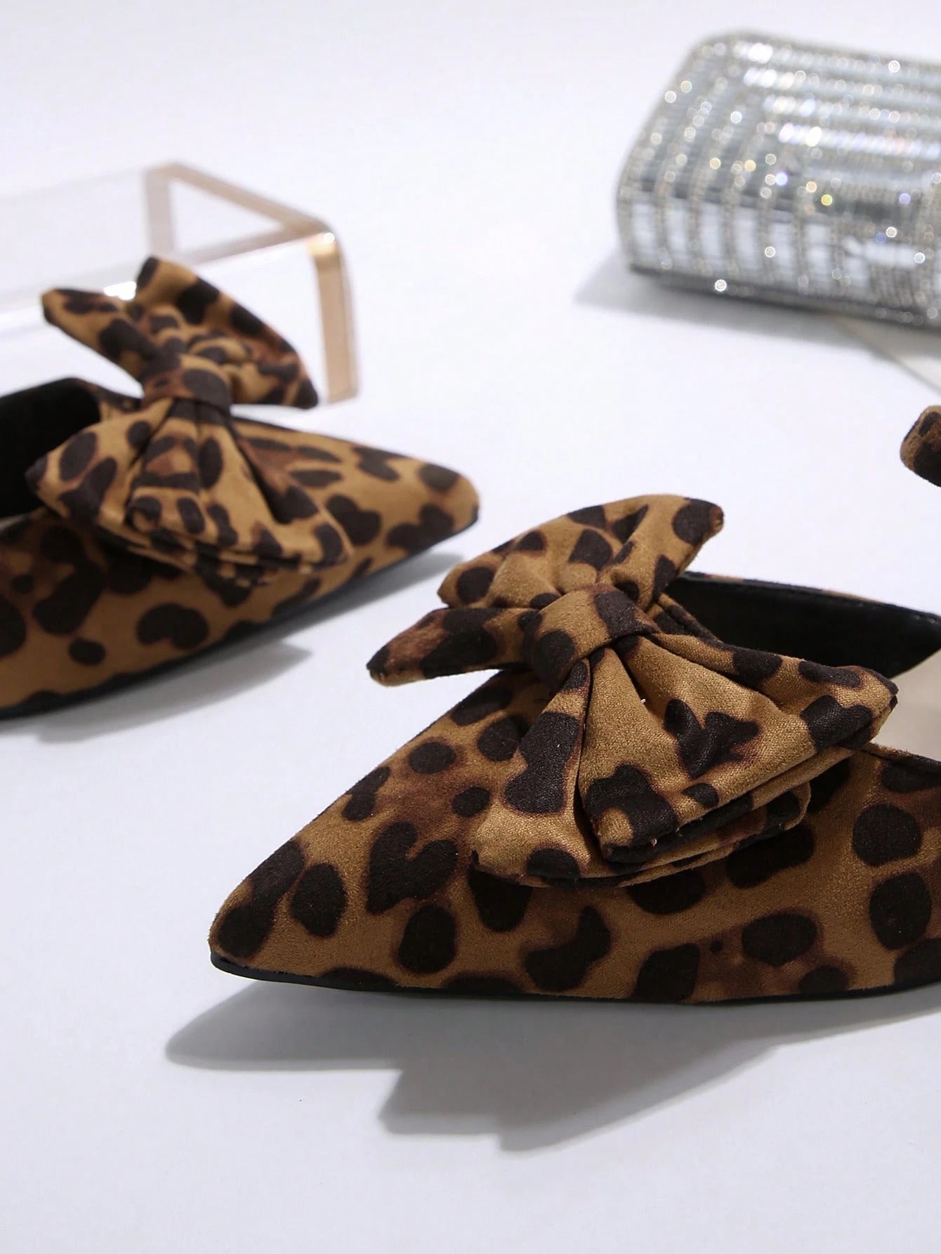 New Arrival Pointed Toe Leopard Print Bow Decor Mid Heel Mules, Fashionable EU Style, Early Autumn